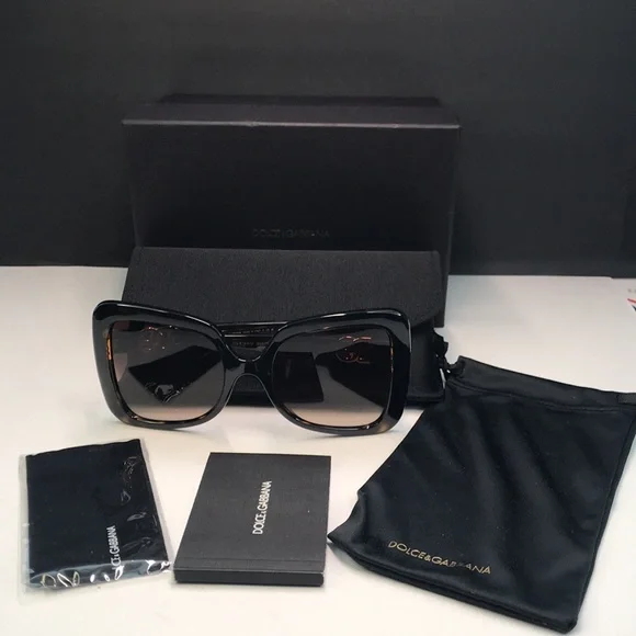 Auth- New Dolce & Gabbana DG6193U eyeglass frame features a  display picture 3